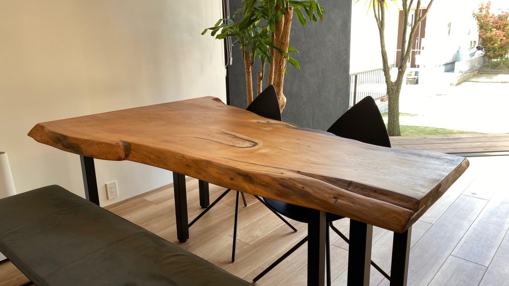 一枚板テーブル 屋久杉（スチール脚仕様） | ALFA CRAFT アルファクラフト